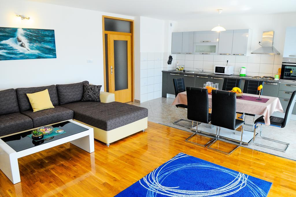 Apartments Rajic スプリト 部屋 写真