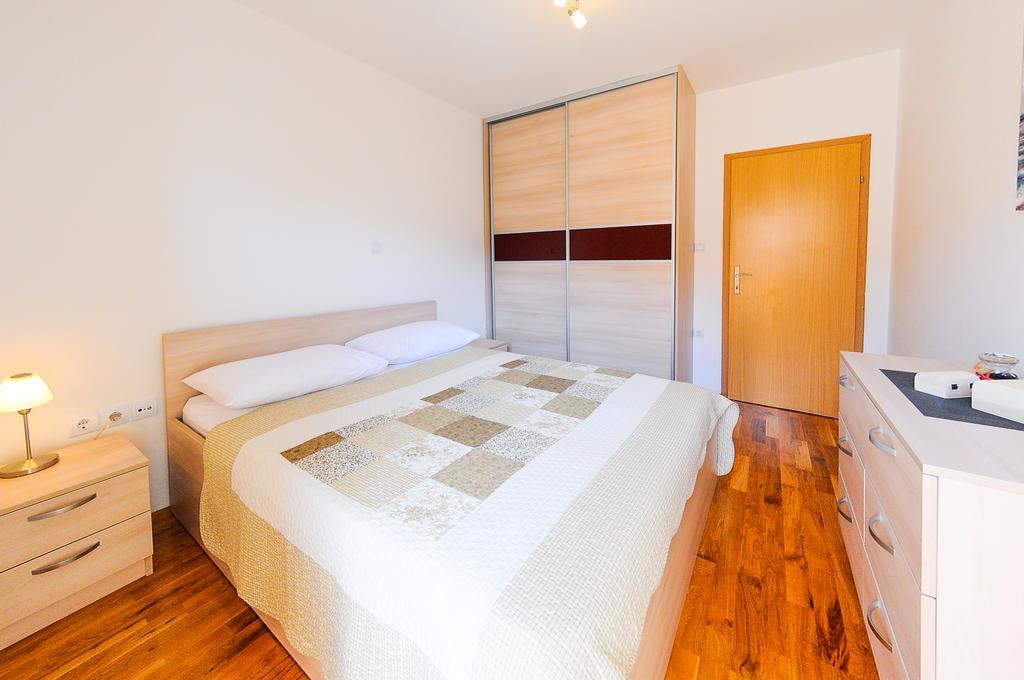Apartments Rajic スプリト 部屋 写真