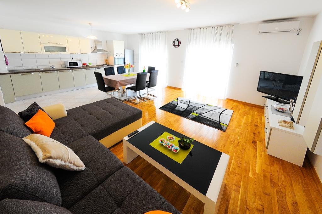 Apartments Rajic スプリト 部屋 写真