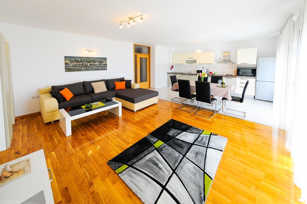 Apartments Rajic スプリト 部屋 写真