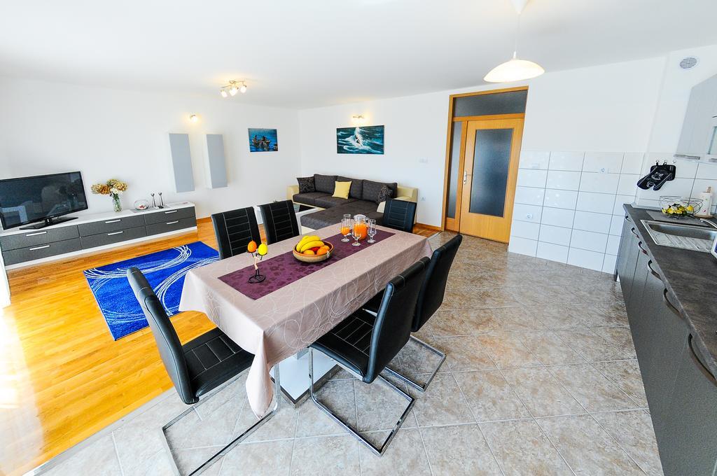 Apartments Rajic スプリト エクステリア 写真