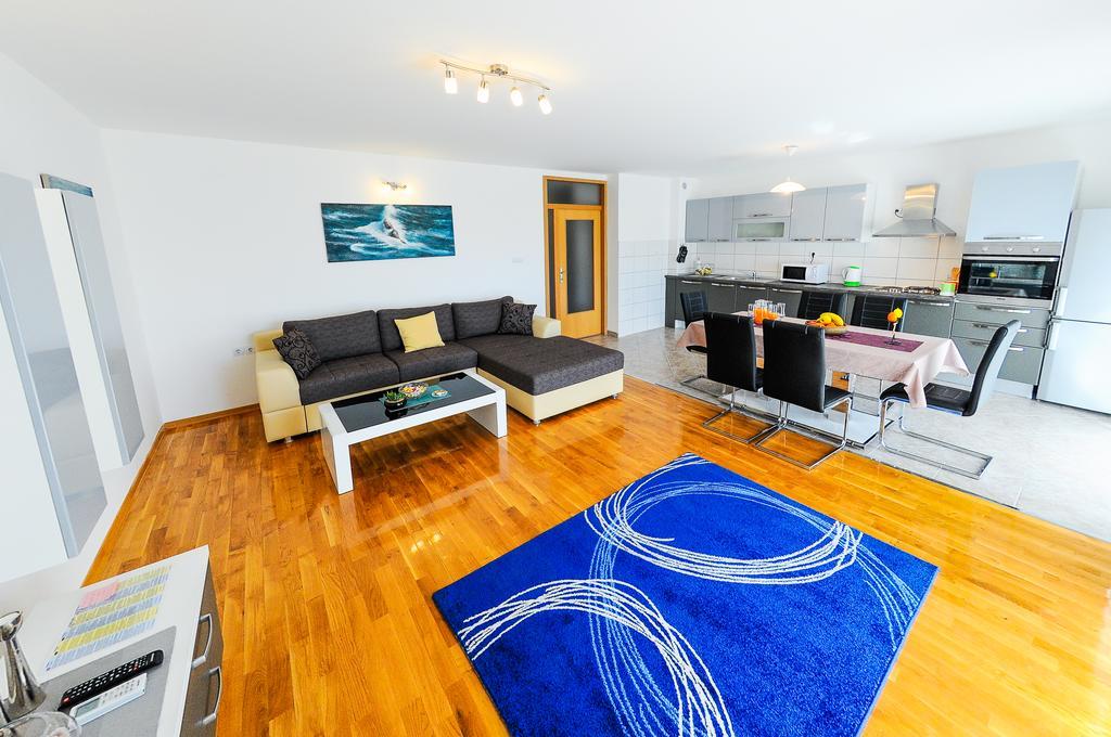 Apartments Rajic スプリト エクステリア 写真
