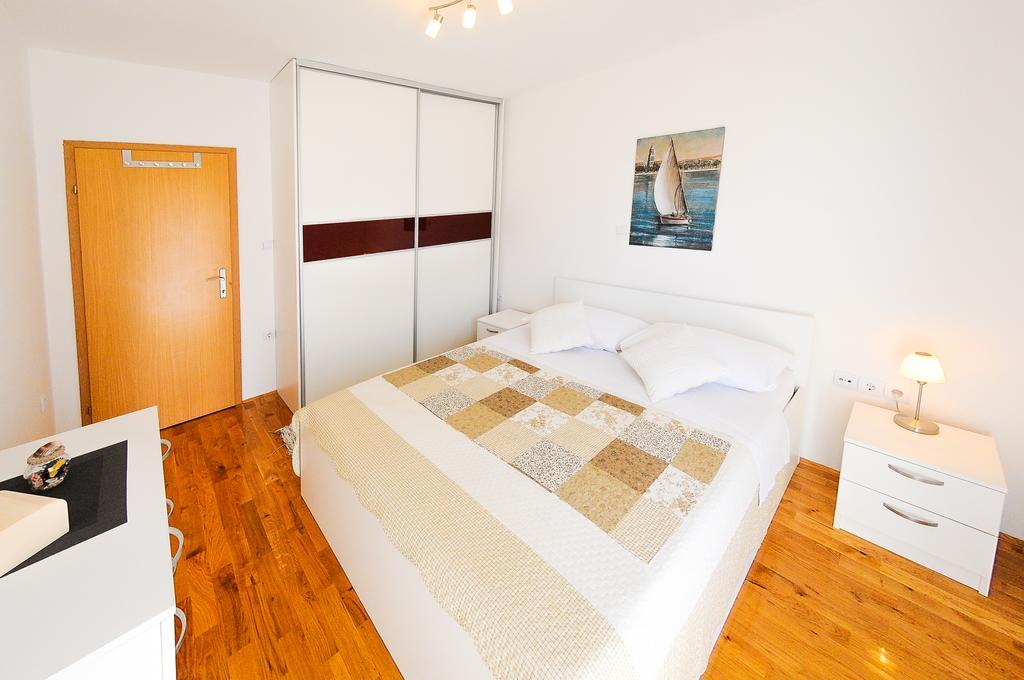 Apartments Rajic スプリト エクステリア 写真